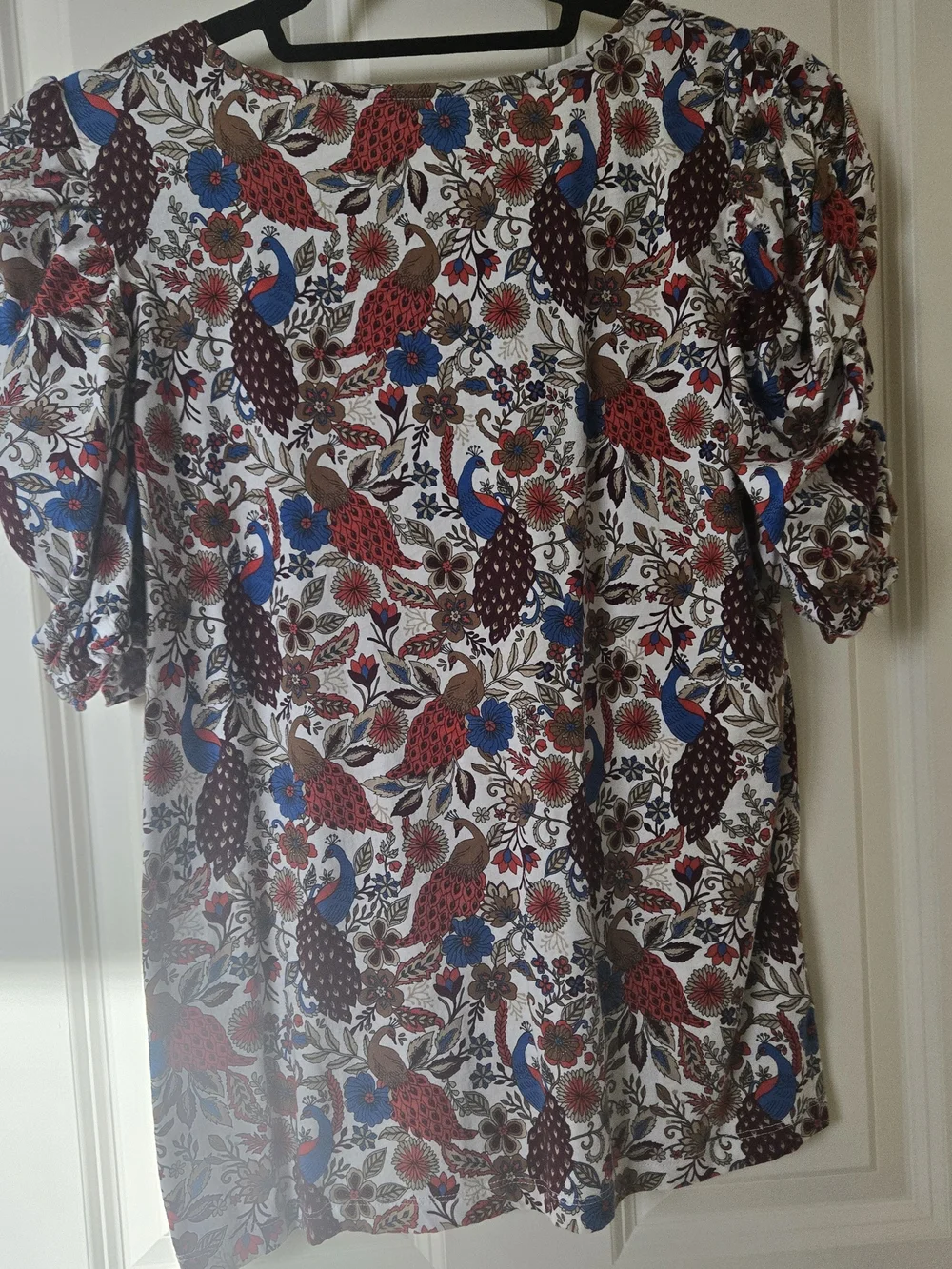 LOFT White Floral & Bird Puff-Sleeve Blouse with Blue and Red Accents